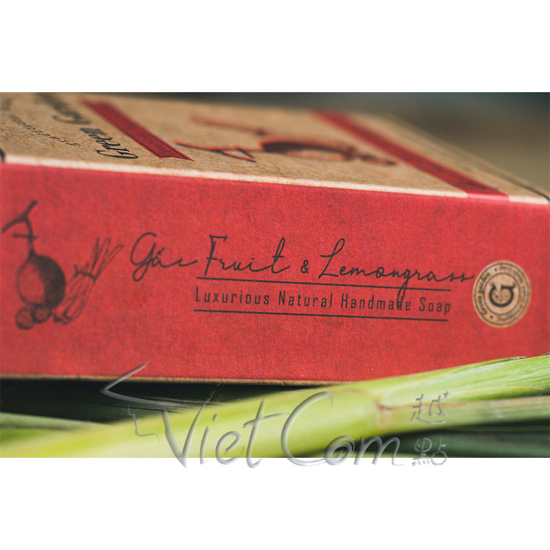 Green Garden - Grapefruit & Lemongrass Luxurious Natural soap