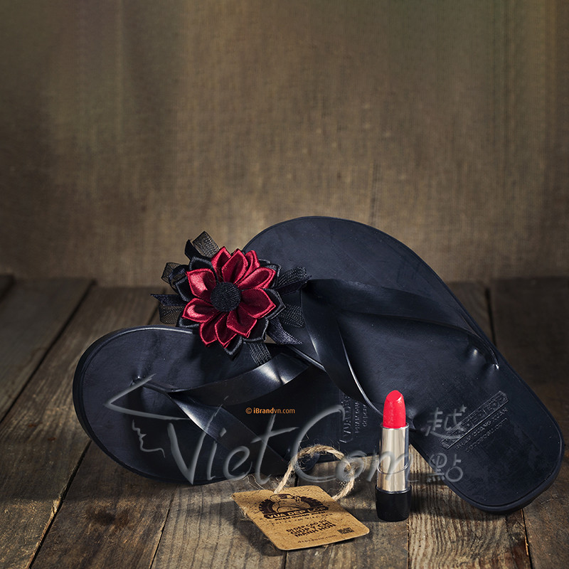 VUA DEP LOP - Challenge Gucci - Sandals clamp